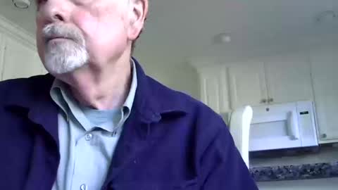 Snapshot of geneox chatting on October 17, 1:57 pm GeneOx online show from October 17, 1:57 pm