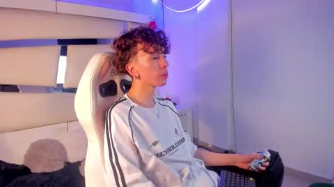 Genesis online show from January 15, 5:01 am