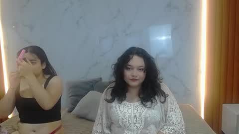genesis_y_moon online show from July 14, 12:22 pm