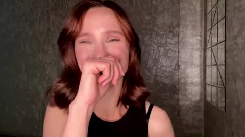 Riana online show from April 29, 1:37 pm