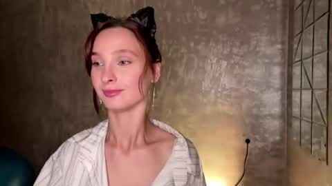 Riana online show from May 10, 3:39 pm