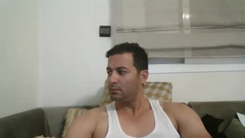 Snapshot of genteldevil chatting on December 18, 10:24 pm genteldevil online show from December 18, 10:24 pm