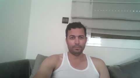 Snapshot of genteldevil chatting on February 10, 9:36 am genteldevil online show from February 10, 9:36 am