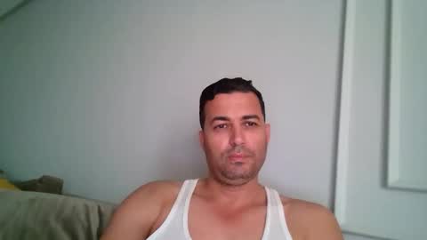 Snapshot of genteldevil chatting on September 29, 9:25 am genteldevil online show from September 29, 9:25 am