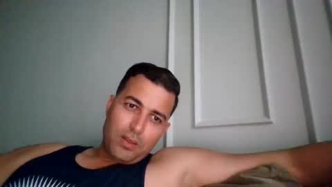 Snapshot of genteldevil chatting on November 4, 5:23 pm genteldevil online show from November 4, 5:23 pm