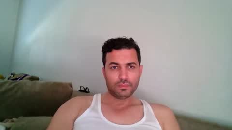 genteldevil online show from April 11, 2:21 pm