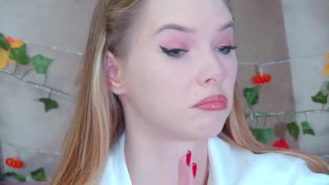 Snapshot of gentlerossi chatting on October 21, 3:35 pm GentleRossi online show from October 21, 3:35 pm