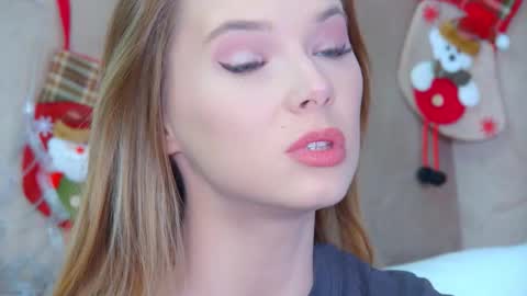 Snapshot of gentlerossi chatting on November 28, 3:25 pm GentleRossi online show from November 28, 3:25 pm