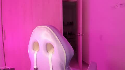 geo_1111 online show from December 2, 11:29 pm