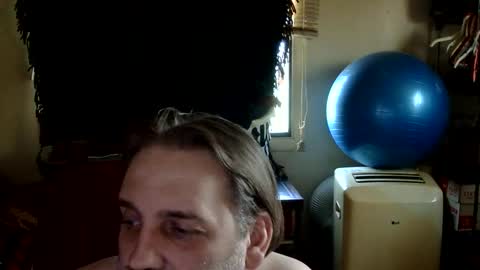 geoffbmn online show from May 1, 11:09 pm