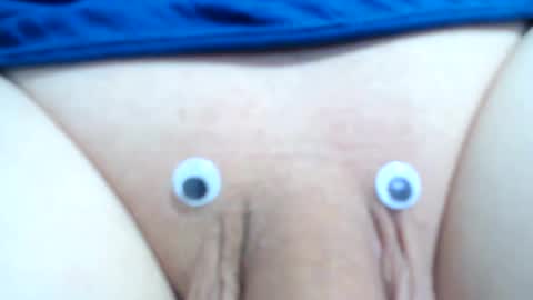 Snapshot of george871305 chatting on October 2, 12:28 am george871305 online show from October 2, 12:28 am