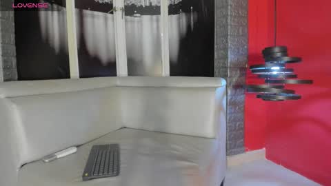 G E O R G E online show from October 3, 2:41 am