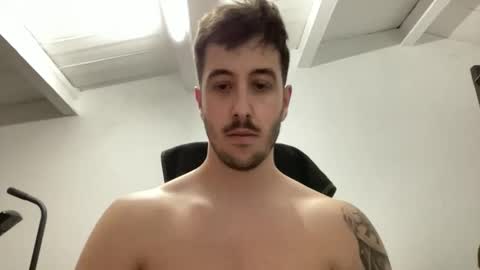 georgebutton77 online show from June 1, 1:35 pm