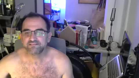 Snapshot of georgempt chatting on January 4, 12:59 pm georgempt online show from January 4, 12:59 pm