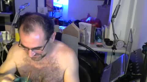 Snapshot of georgempt chatting on January 7, 12:03 am georgempt online show from January 7, 12:03 am