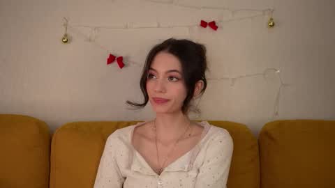 georgiamorandi online show from December 19, 11:06 am