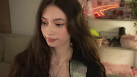 georgiamorandi online show from May 7, 11:04 am