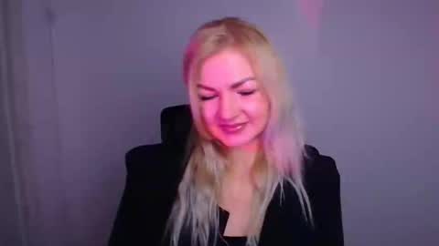 Snapshot of georgianight chatting on December 14, 12:43 pm Georgia online show from December 14, 12:43 pm