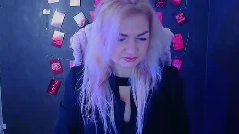 Snapshot of georgianight chatting on December 17, 12:22 pm Georgia online show from December 17, 12:22 pm