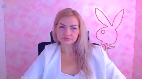 Snapshot of georgianight chatting on December 20, 12:12 pm Georgia online show from December 20, 12:12 pm