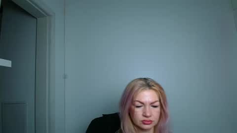 Snapshot of georgianight chatting on January 19, 7:12 am Georgia online show from January 19, 7:12 am