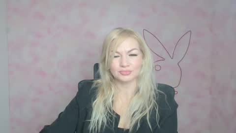 Snapshot of georgianight chatting on February 15, 7:49 am Georgia online show from February 15, 7:49 am