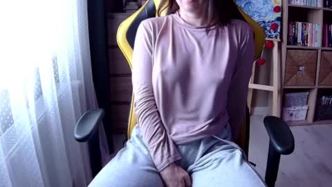 Melissa online show from November 17, 7:25 am