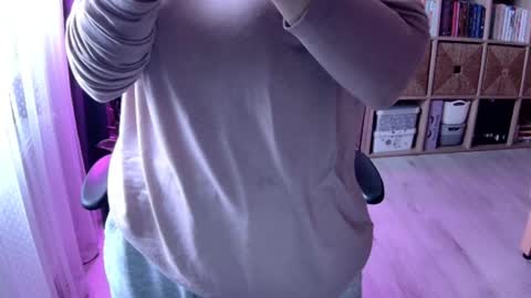 Melissa online show from January 11, 12:54 pm