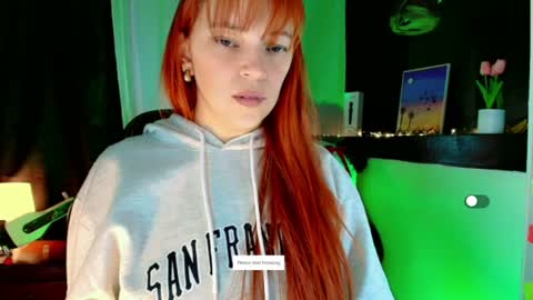 georgina_moschino online show from July 19, 5:22 am