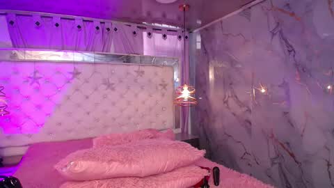 Georgina online show from February 14, 1:41 pm