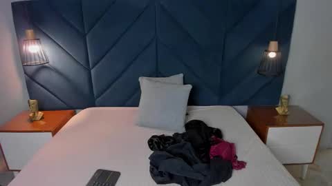 Snapshot of georgina_sensuelle chatting on February 6, 10:51 am Georgina online show from February 6, 10:51 am