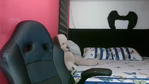 Georgina  online show from March 17, 1:21 am