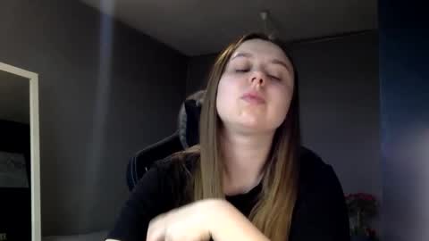 georginagina online show from November 26, 2:51 pm