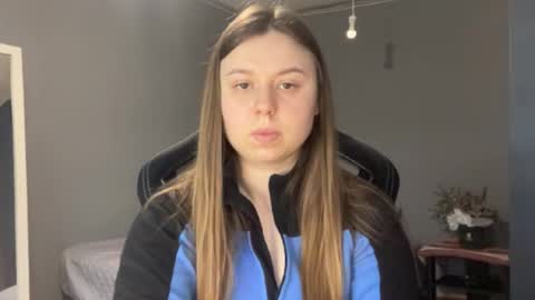 georginagina online show from January 8, 1:02 pm