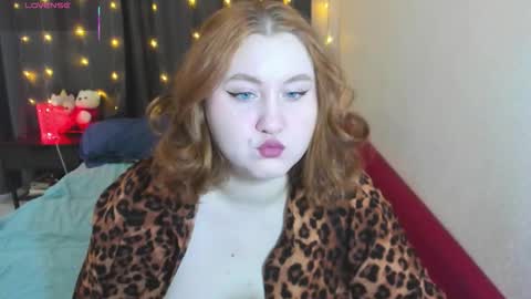 Snapshot of georginia_grimes chatting on February 12, 10:21 am Georginia online show from February 12, 10:21 am