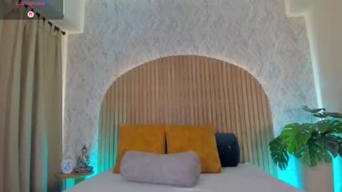 Kendal  online show from October 11, 2:59 pm