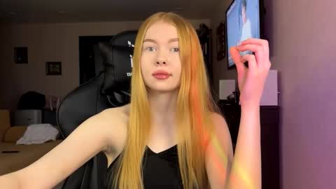 Amelia online show from November 13, 5:39 am