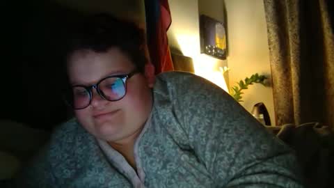 Snapshot of gerivenburg20 chatting on February 24, 1:36 am gerivenburg20 online show from February 24, 1:36 am