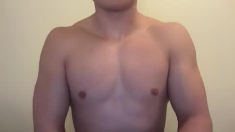 Snapshot of germanhunk123 chatting on February 20, 9:37 pm germanhunk123 online show from February 20, 9:37 pm