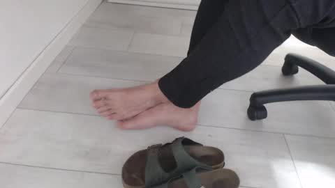 Snapshot of germansolebro chatting on November 14, 7:29 am GermanSoleBro online show from November 14, 7:29 am