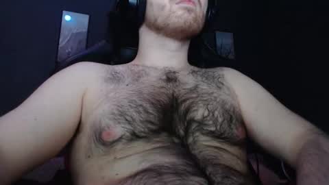 Snapshot of germanyhairyboy chatting on October 13, 9:37 pm germanyhairyboy online show from October 13, 9:37 pm