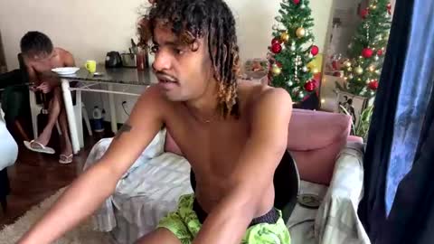 Snapshot of gerson229 chatting on November 28, 12:52 pm gerson229 online show from November 28, 12:52 pm