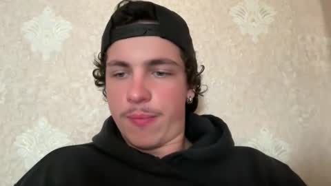 Snapshot of getssby chatting on October 31, 8:48 am Max online show from October 31, 8:48 am