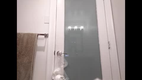 Getting Fat for You  online show from March 5, 12:06 am