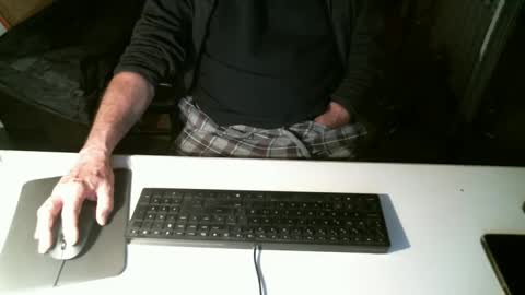 Snapshot of getz62 chatting on January 12, 10:43 pm getz62 online show from January 12, 10:43 pm
