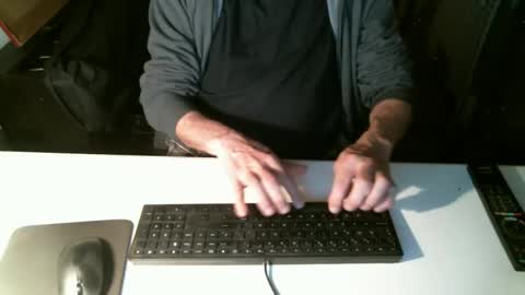 Snapshot of getz62 chatting on January 19, 11:21 pm getz62 online show from January 19, 11:21 pm