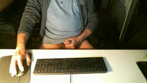 Snapshot of getz62 chatting on January 25, 11:32 pm getz62 online show from January 25, 11:32 pm