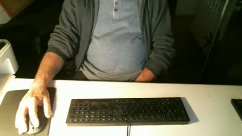 Snapshot of getz62 chatting on February 21, 9:02 am getz62 online show from February 21, 9:02 am