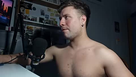 gferrari1996 online show from September 17, 6:48 am