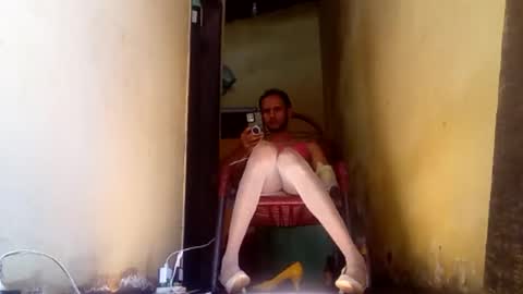 Gaby online show from April 6, 2:40 pm